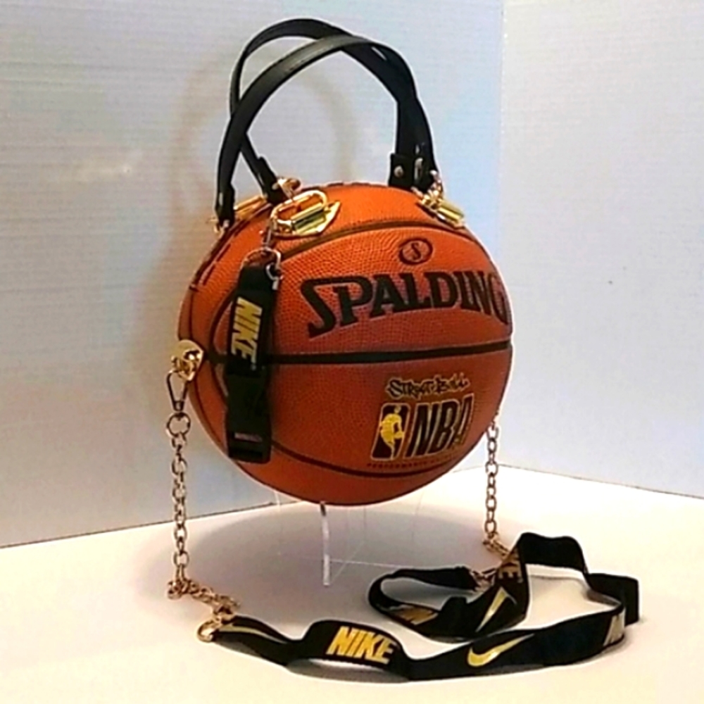 HANDMADE "ORIGINAL SPALDING" Basketball Purse ๐ - Picture 8 of 17